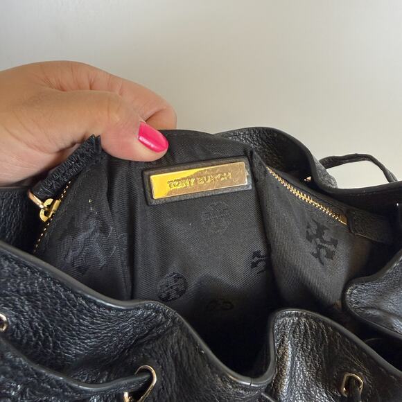 Tory Burch Brody Pebbled Leather Black Backpack Drawstring main image 10